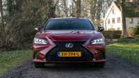 Lexus ES 300h F Sport Premium