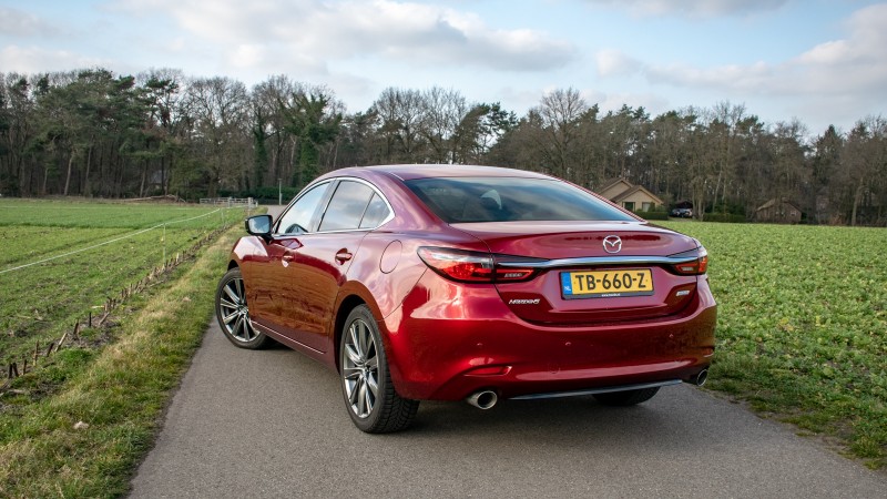 Mazda 6 2.5 SkyActiv-G 194 6AT Signature