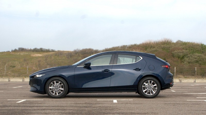 Mazda 3 SkyActiv-G 122  hatchback