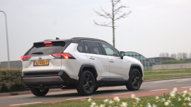 Toyota RAV4 2.5 Hybrid Bi-Tone 2WD