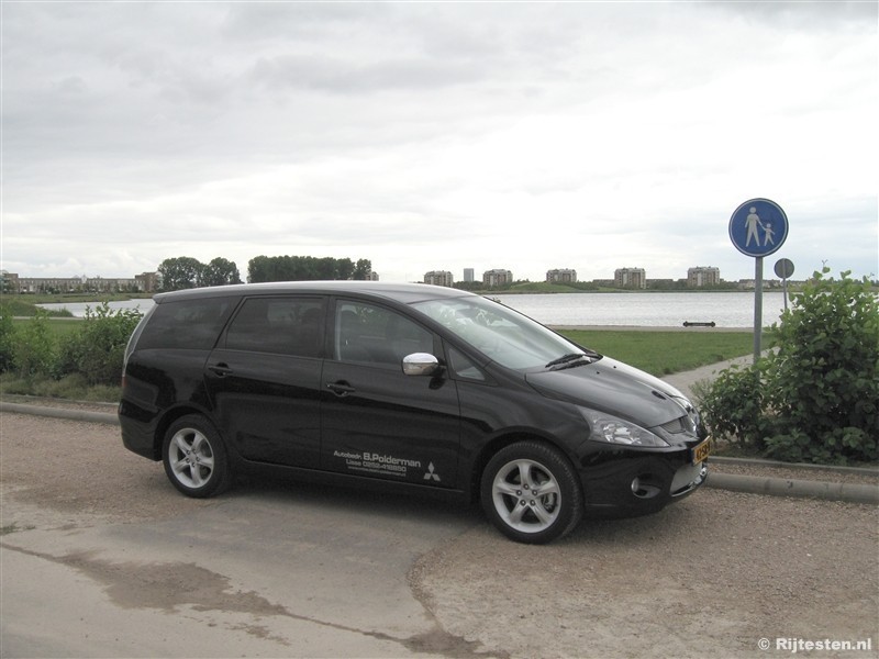 Mitsubishi Grandis 2.4 MIVEC Intense