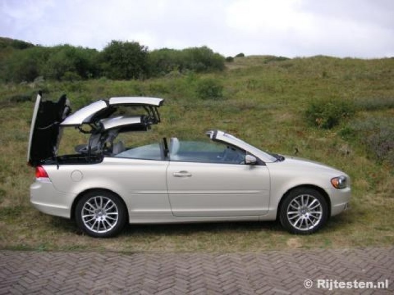 Volvo C70 2.4i Summum