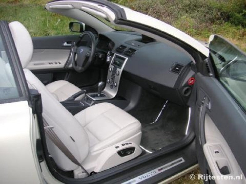 Volvo C70 2.4i Summum