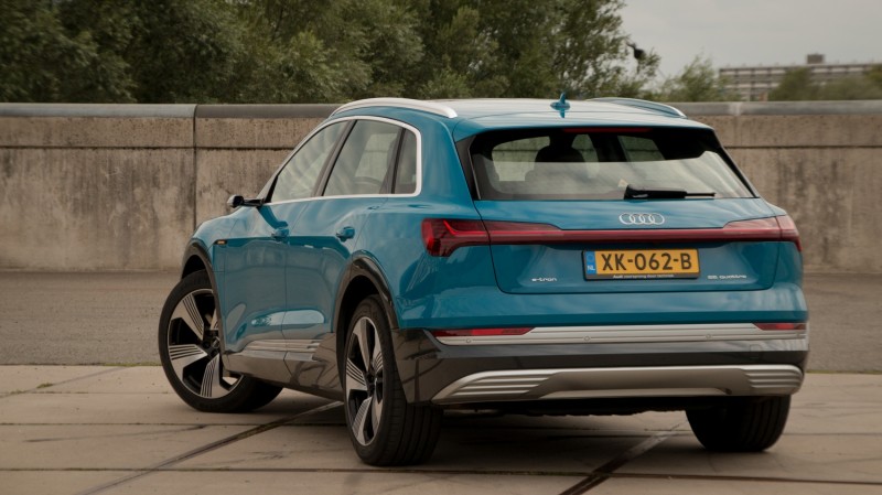 Audi e-tron 55 quattro Launch edition