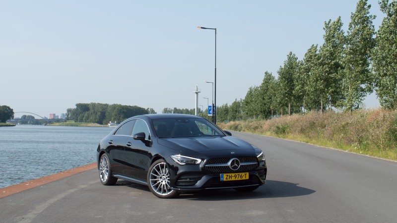 Mercedes-Benz CLA  220 Coupé AMG Premium Plus