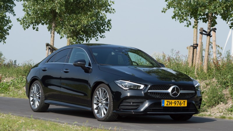 Mercedes-Benz CLA  220 Coupé AMG Premium Plus