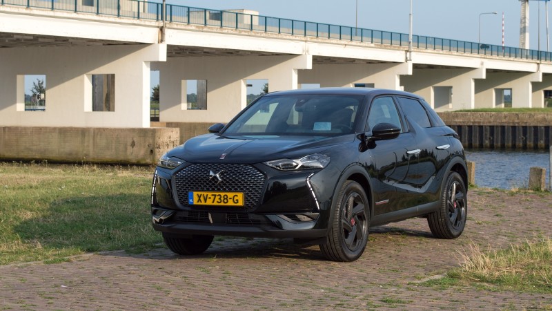 DS 3 Crossback PureTech 155 EAT8 La Premiere