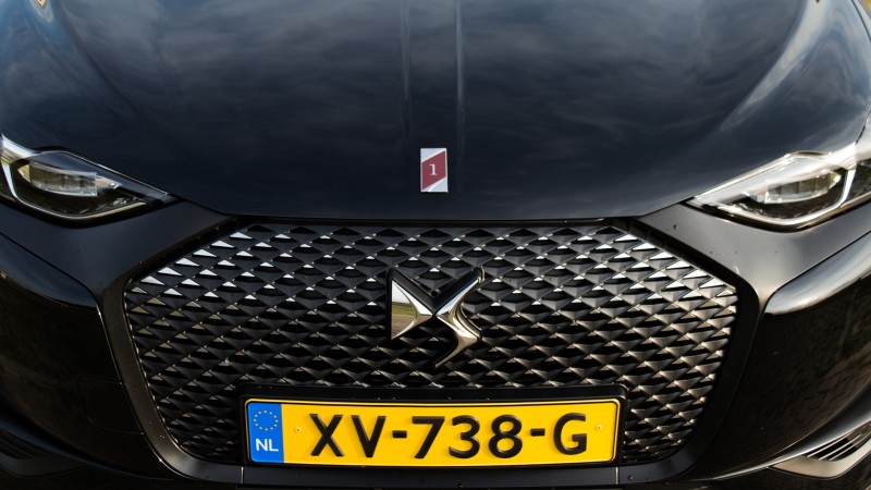 DS 3 Crossback PureTech 155 EAT8 La Premiere