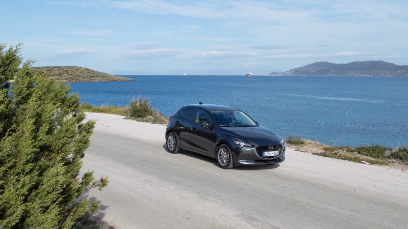 Mazda 2 1.5 Skyactiv-G 90 Luxury