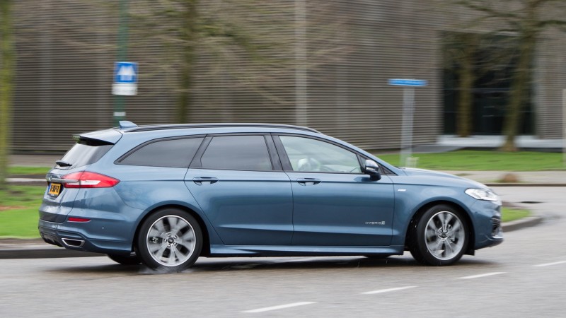 mannelijk Tijd bevind zich Test Ford Mondeo Wagon Hybrid eCVT ST-Line - Rijtesten.nl: Pure rijervaring