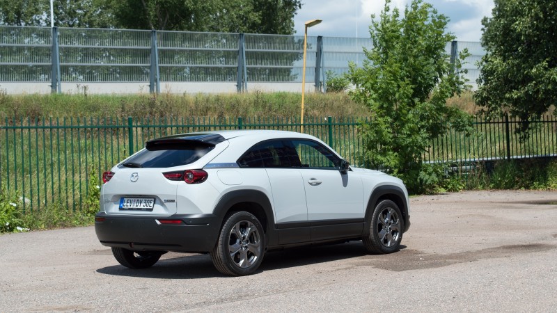 Mazda MX-30 E-Skyactiv Luxury