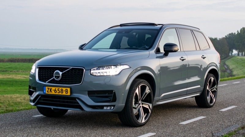 Volvo XC90 B5 AWD R Design