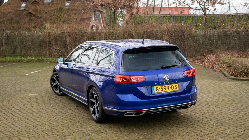 Volkswagen Passat Variant 1.5 TSI Elegance Business R