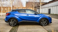 Toyota C-HR 2.0 High Power Hybrid Bi-Tone