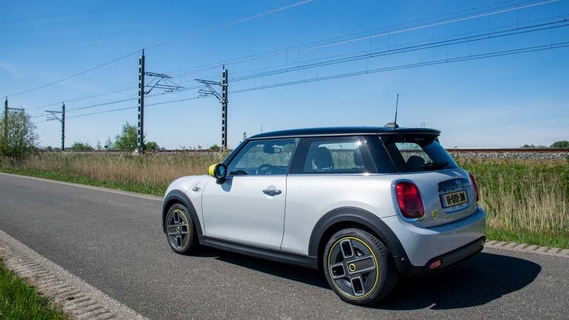 Mini Electric 32,6 kWh Charged