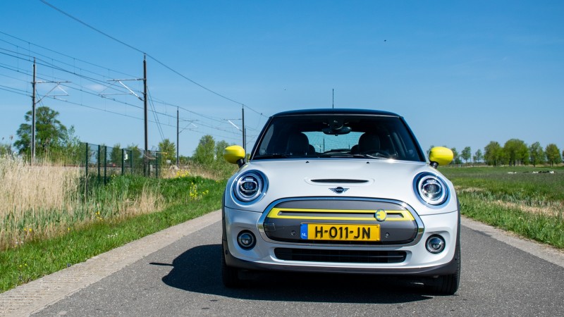 Mini Electric 32,6 kWh Charged