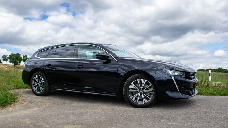 Peugeot 508 SW HYbrid 225 e-EAT8 Blue Lease Allure