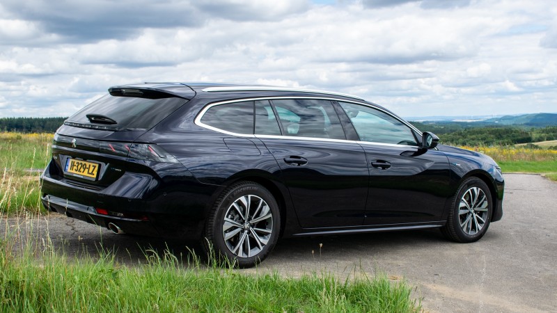 Peugeot 508 SW HYbrid 225 e-EAT8 Blue Lease Allure