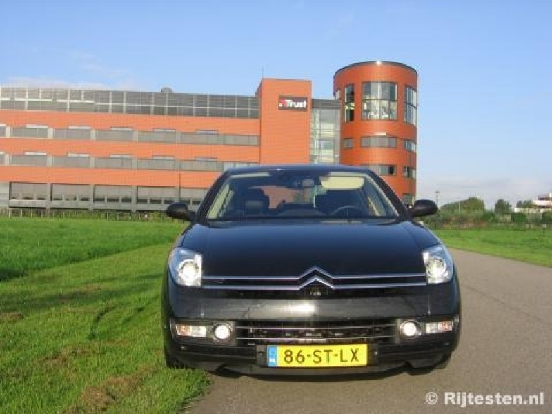 Citroën C6 2.7 V6 HDiF Exclusive