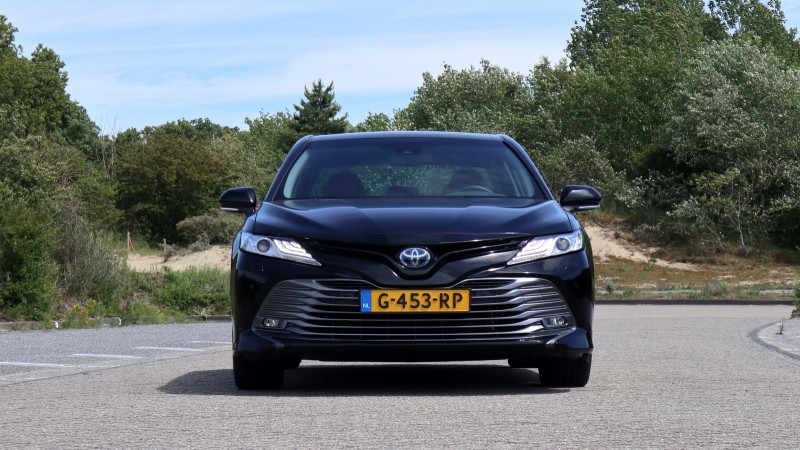 Toyota Camry 2.5 Hybrid Business Plus