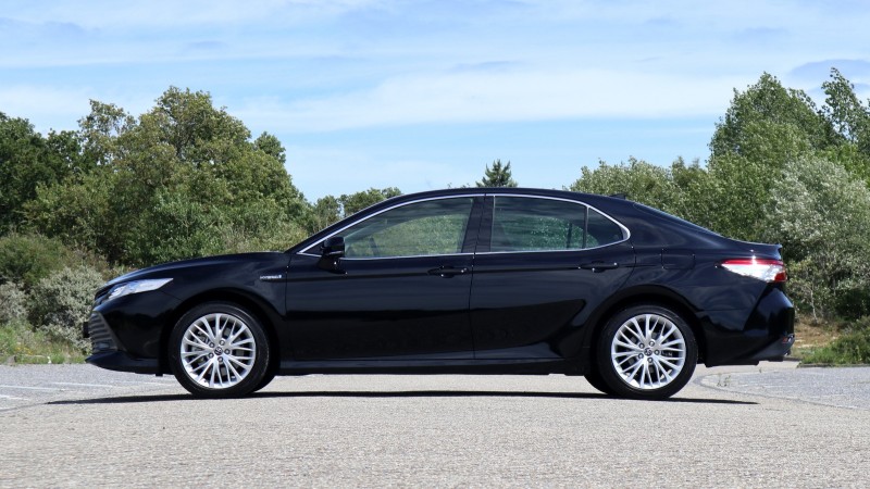 Toyota Camry 2.5 Hybrid Business Plus