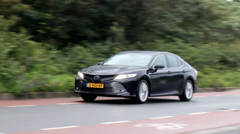 Toyota Camry 2.5 Hybrid Business Plus