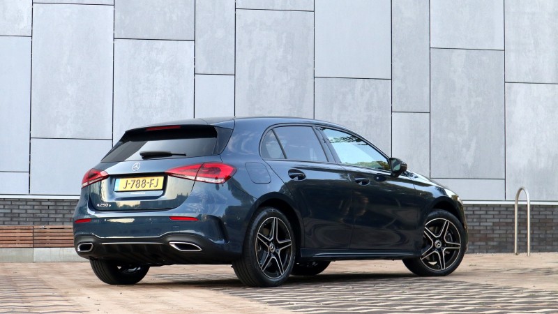 Mercedes-Benz A-klasse 250 e Business Solution AMG Limited