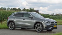 Mercedes-Benz GLA 200 7G-DCT Premium Plus AMG Line