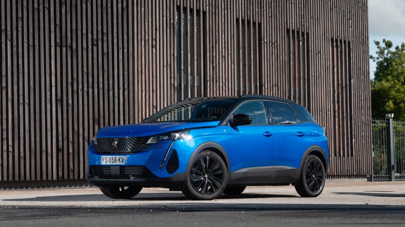 Peugeot 3008 SUV Hybrid Blue Lease GT Pack