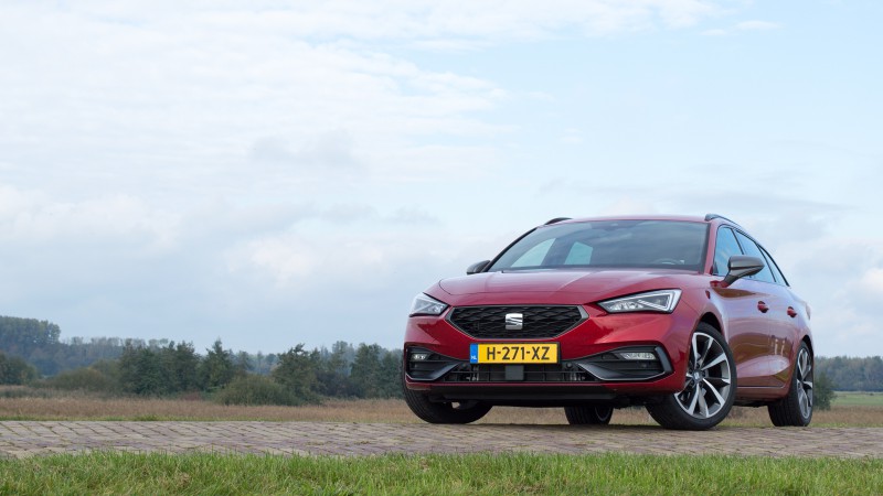 Seat Leon Sportstourer 1.5 eTSI DSG-7 FR Launch Edition