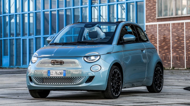 Fiat 500 42 kWh electric cabrio