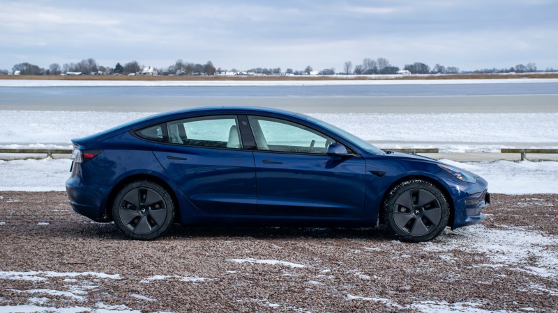 Tesla Model 3 Long Range 