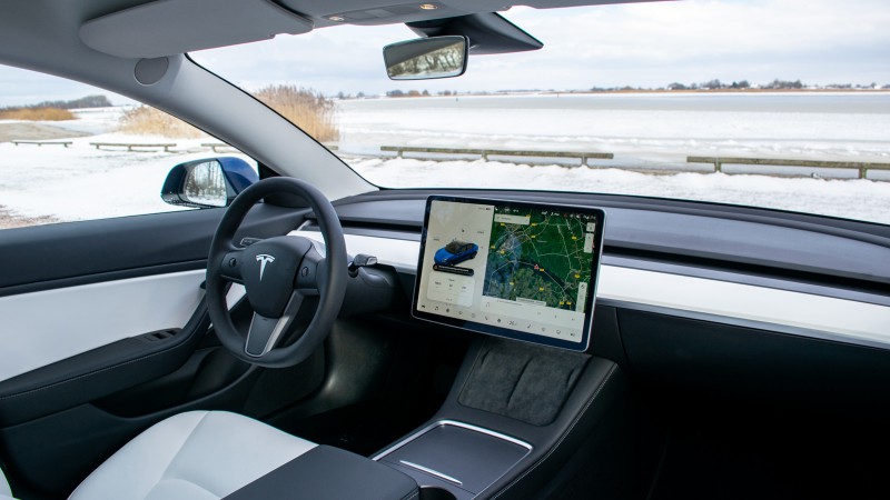 Tesla Model 3 Long Range 