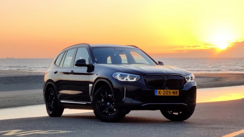 BMW iX3 210 kW High Executive