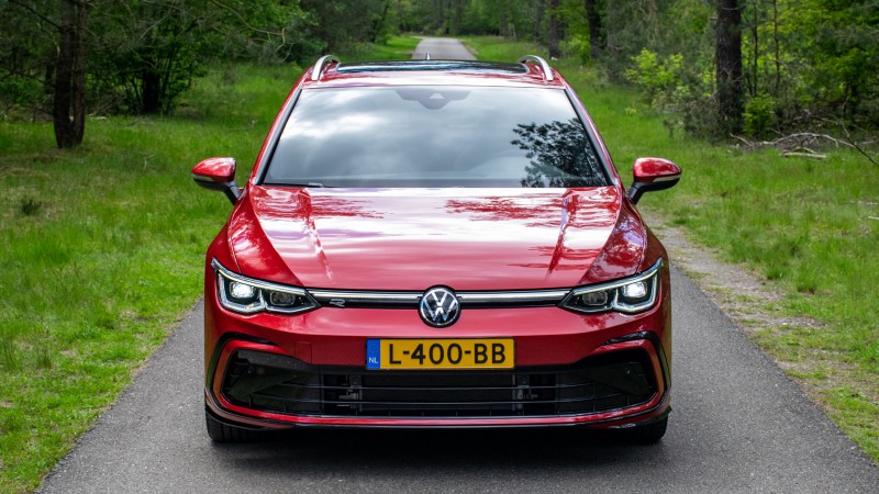 Volkswagen Golf Variant 1.5 eTSI R-Line Business