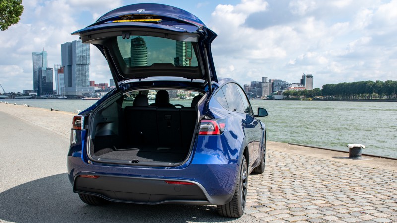 Tesla Model Y Long Range 