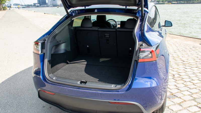 Tesla Model Y Long Range 