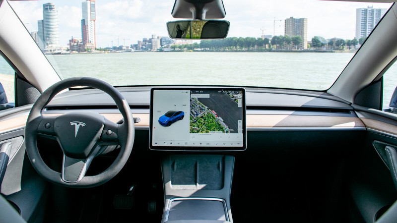 Tesla Model Y Long Range 