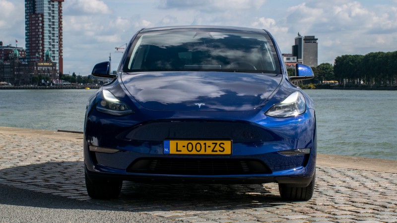 Tesla Model Y Long Range 