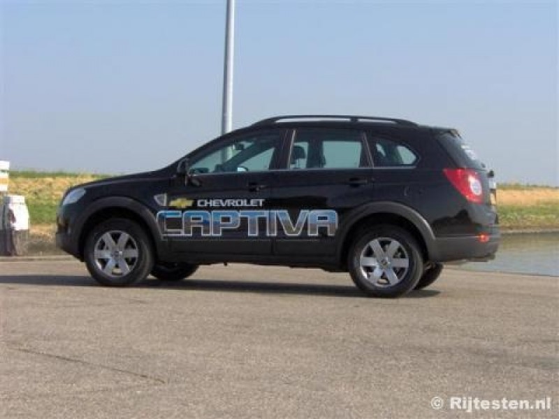 Chevrolet Captiva 2.4i Executive