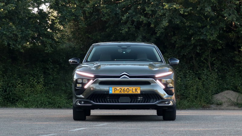 Citroën C5 X Plug-In Hybrid 225 Business Plus