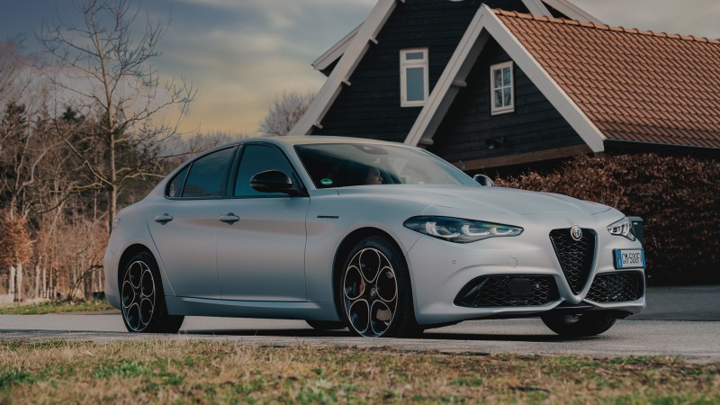 Alfa Romeo Giulia 2.0T 280 Q4 Competizione