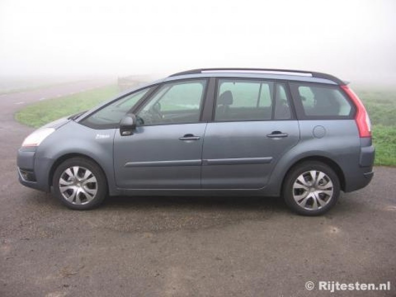 Citroën Grand C4 Picasso 1.6 HDiF EB6V Ligne Ambiance