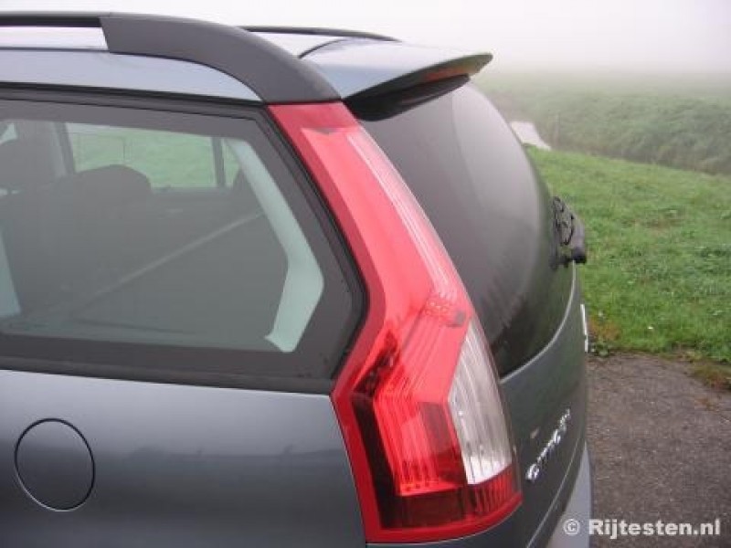 Citroën Grand C4 Picasso 1.6 HDiF EB6V Ligne Ambiance