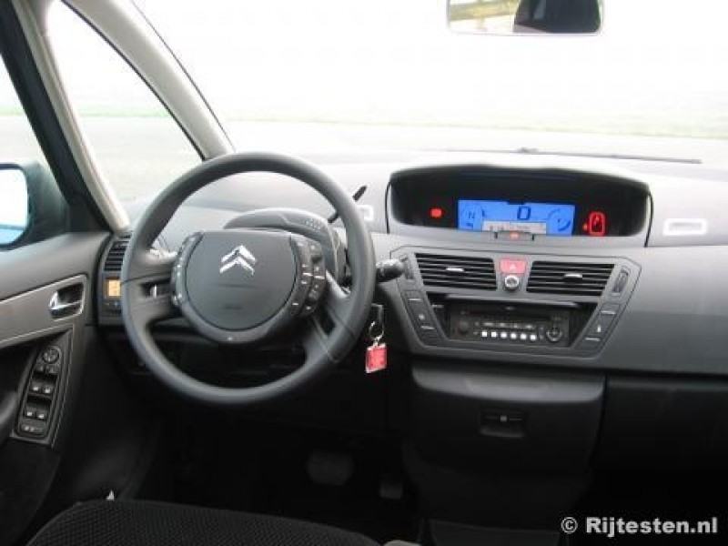 Citroën Grand C4 Picasso 1.6 HDiF EB6V Ligne Ambiance