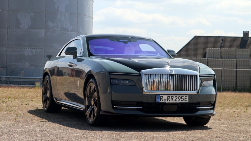Rolls-Royce Spectre  