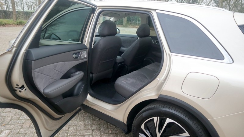 MG S6 EV 77 kWh Luxury Dual Motor