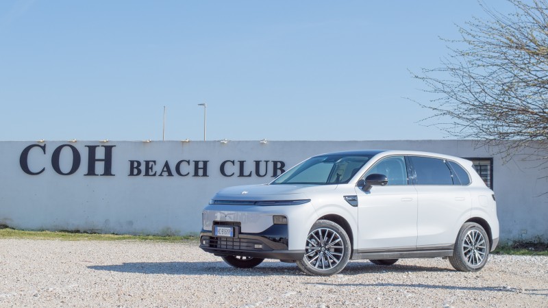 Leapmotor B10 Hybrid EV Design