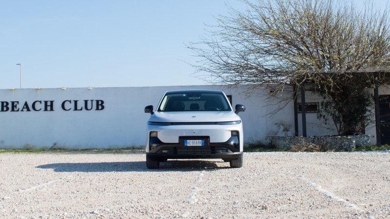 Leapmotor B10 Hybrid EV Design