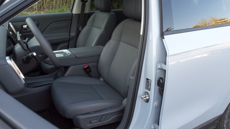 Leapmotor B10 Hybrid EV Design